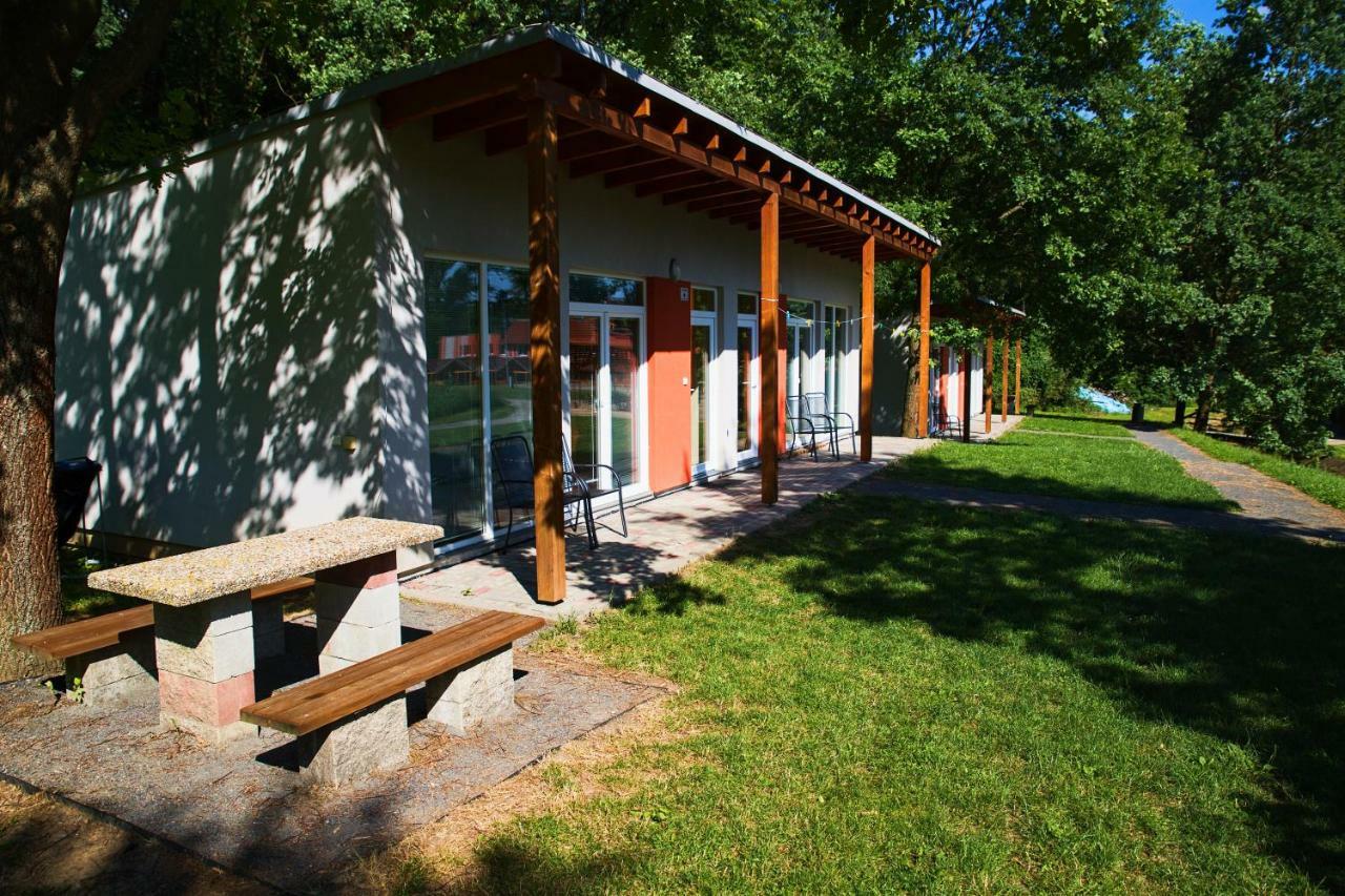 Penzion Amfík Bukovina Popovice  Exterior foto